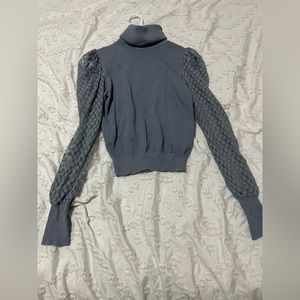 Small in women’s, love tree brand, blue turtle neck